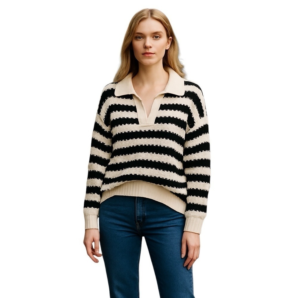 Blue Blush White Black Sweater Open Collar V Neck women’s sz Medium